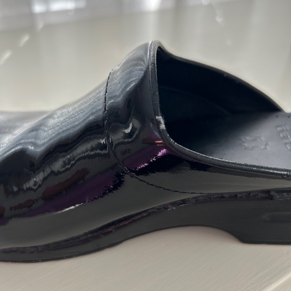 Dansko clogs - Picture 3 of 4